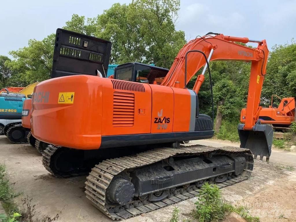 Hitachi ZX 210 Bagri goseničarji