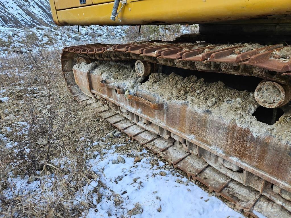 CAT 330 Bagri goseničarji