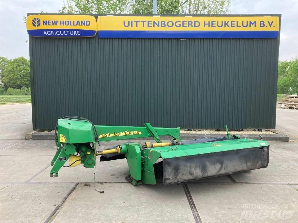 John Deere 328 Kosilnice