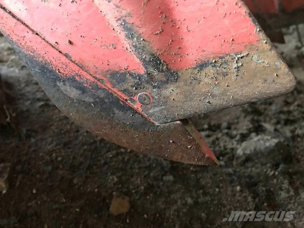Kuhn BS 300 Sejalnice