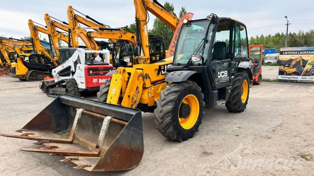 JCB 531-70 Teleskopski kolesni nakladalci