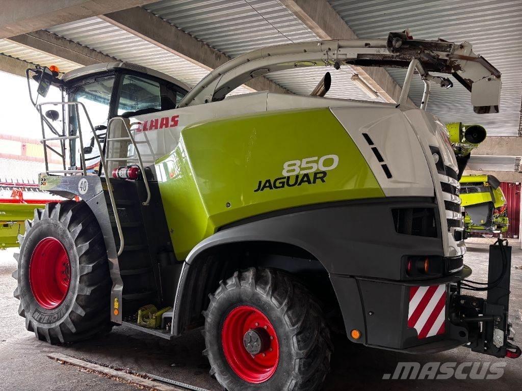 CLAAS Jaguar 850 Stroji za krmo na lastni pogon