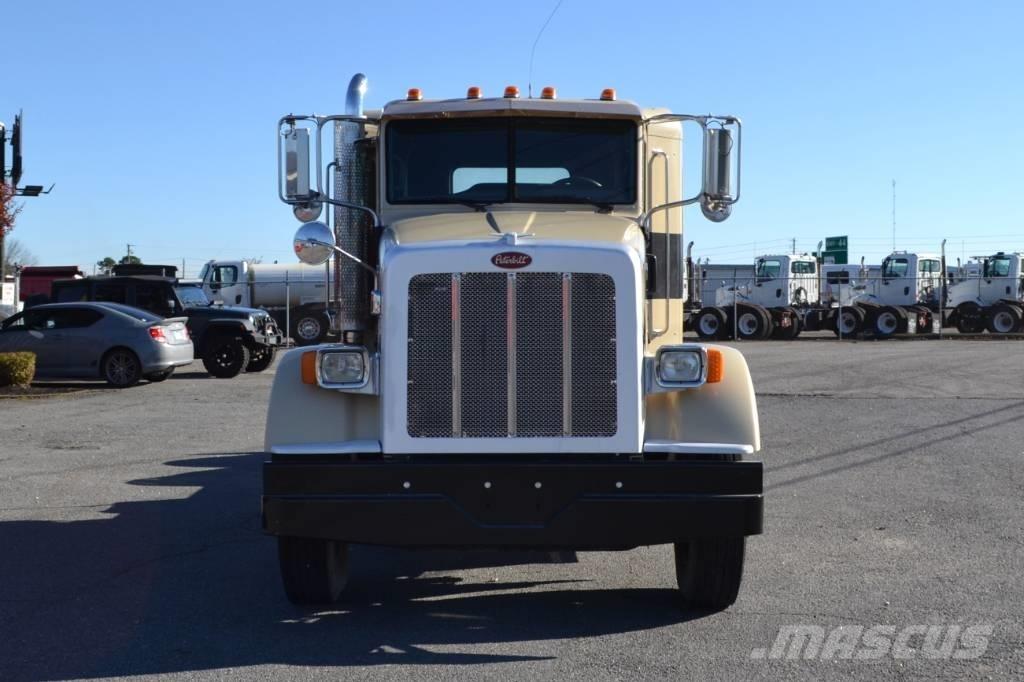 Peterbilt 367 Vlačilci