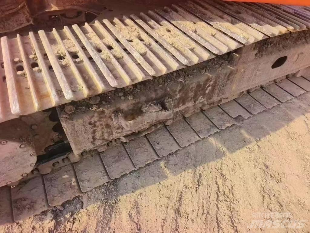 Doosan DH 150 Bagri goseničarji