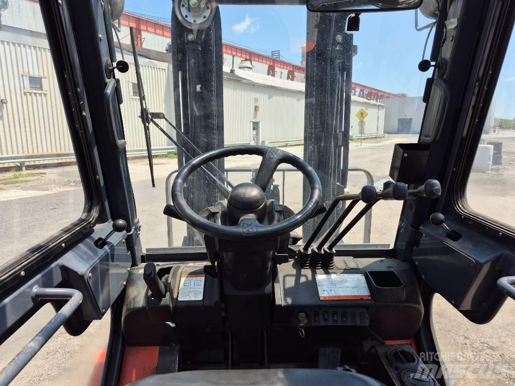 Toyota 7 FGU 25 Viličarji - drugo