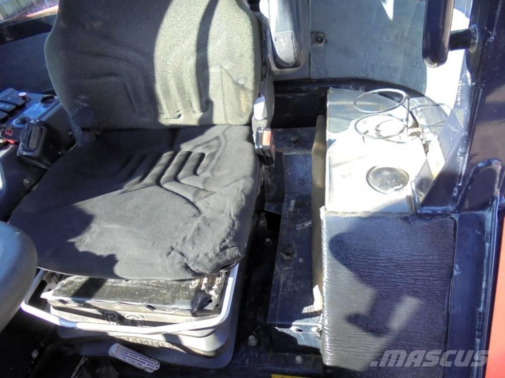 Kubota R 065 Kolesni nakladalci