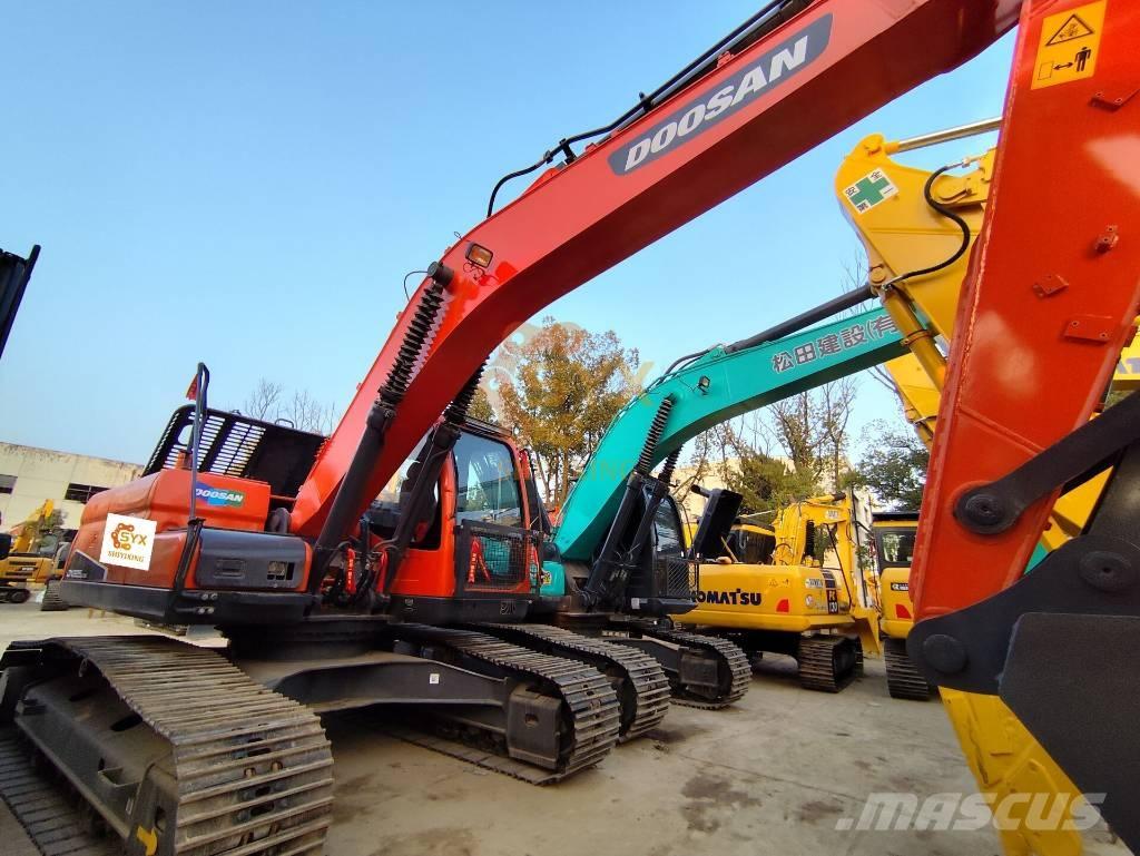 Doosan DX 225 LC Bagri goseničarji
