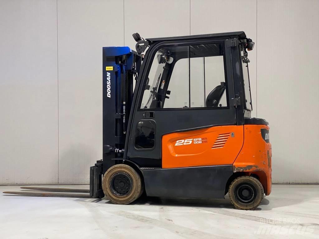 Doosan B25X-7 Električni viličarji