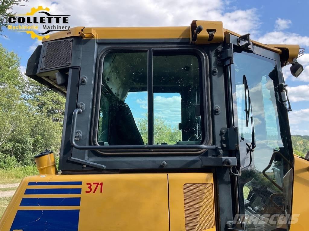 Komatsu D 39 EX Buldožerji goseničarji