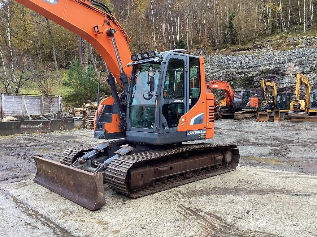 Doosan DX140LCR-5 Bagri goseničarji