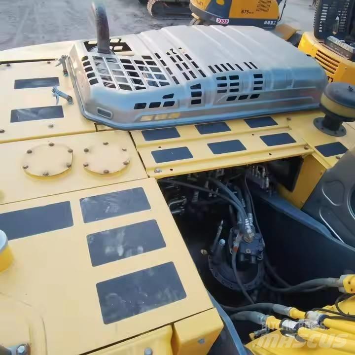 Kobelco SK260 Bagri goseničarji