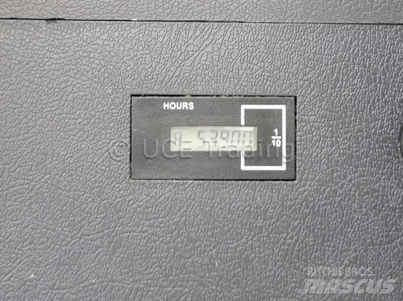 Hyundai HW140 Bagri na kolesih