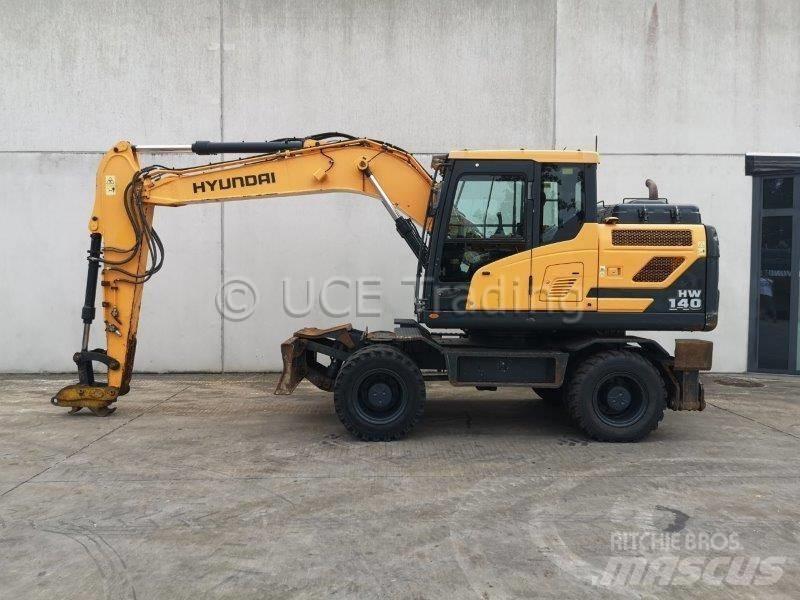 Hyundai HW140 Bagri na kolesih
