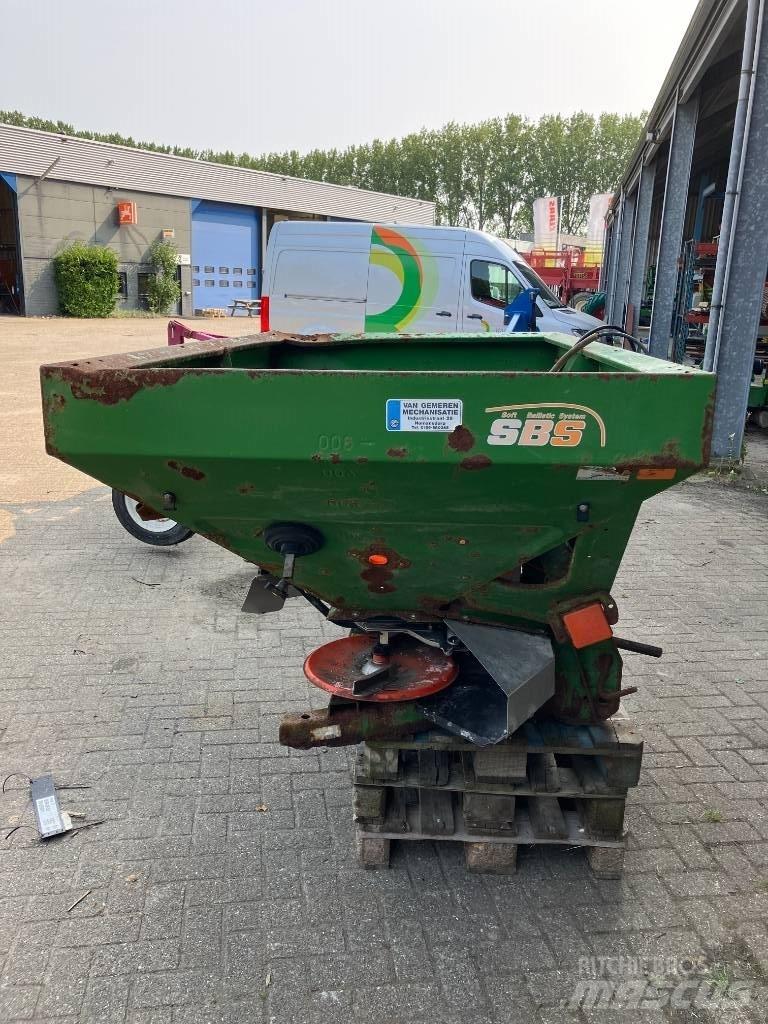 Amazone ZA-M 1200 Trosilniki mineralnega gnojila