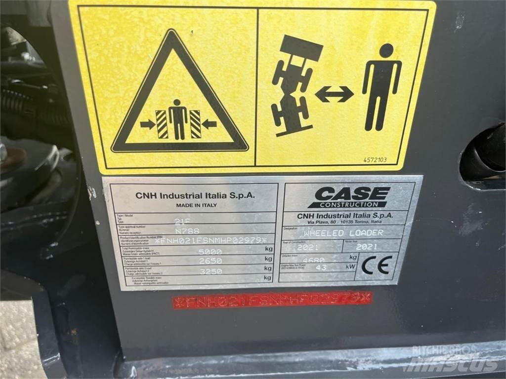 CASE 21F Kolesni nakladalci