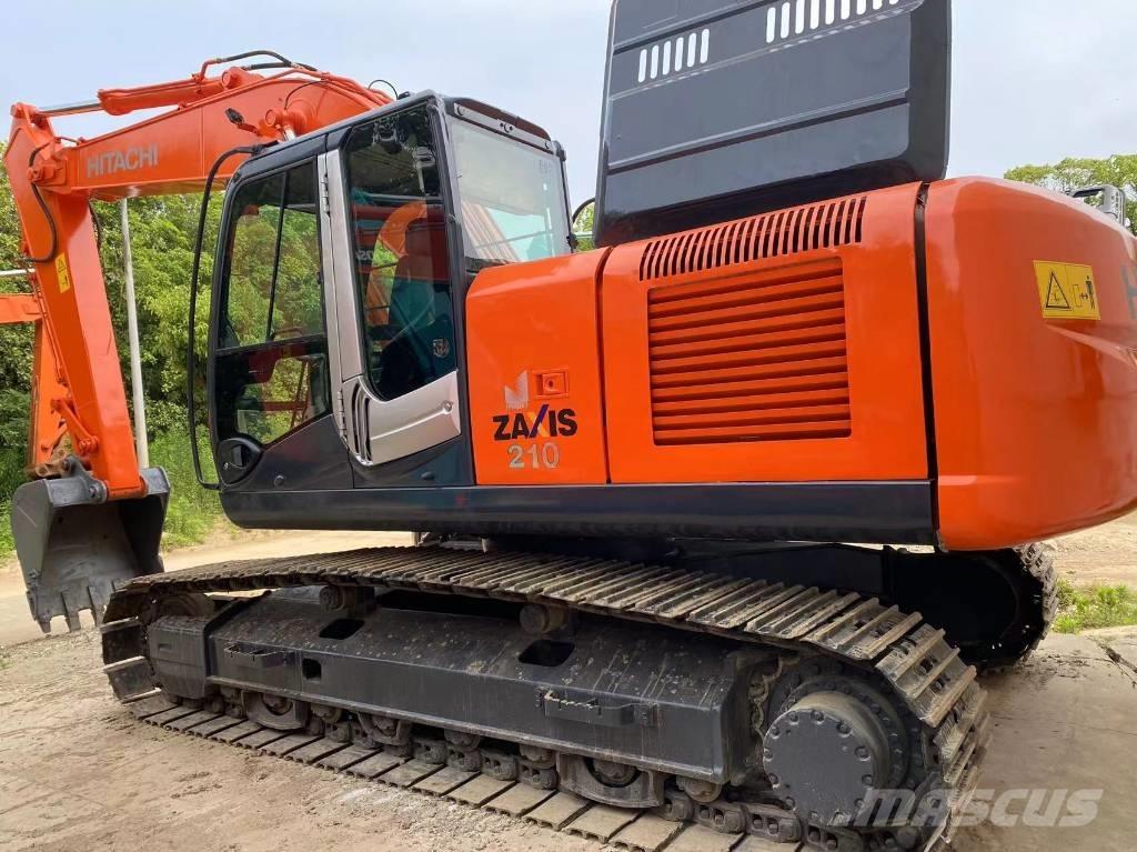 Hitachi ZX 210 Bagri goseničarji