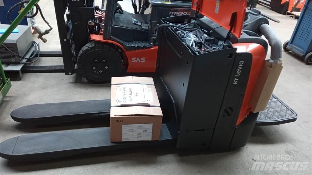 Toyota LPE200B Električni nizko dvižni viličar
