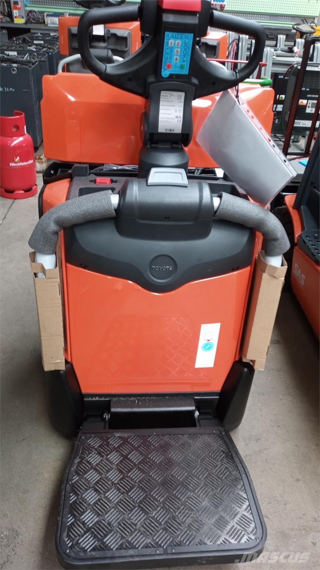 Toyota LPE200B Ročni električni viličar