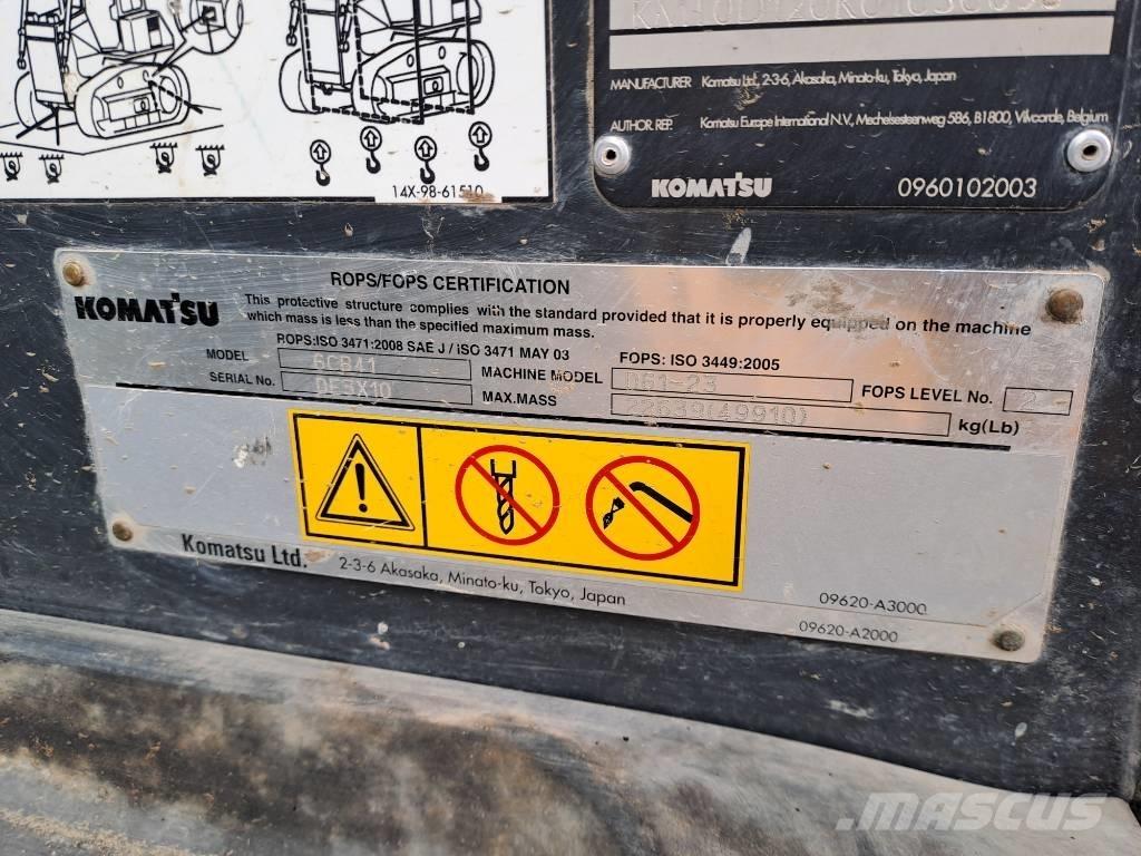Komatsu D61PXI-23 Buldožerji goseničarji