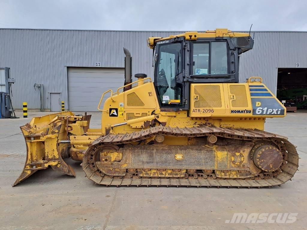Komatsu D61PXI-23 Buldožerji goseničarji