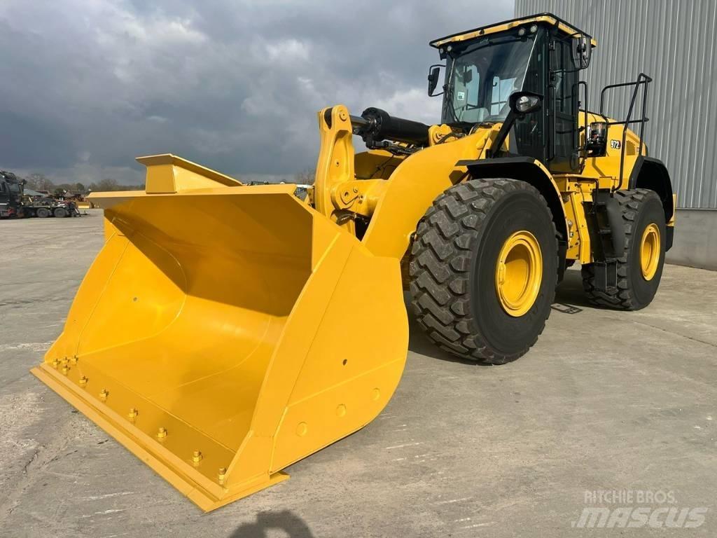 CAT 972 Kolesni nakladalci