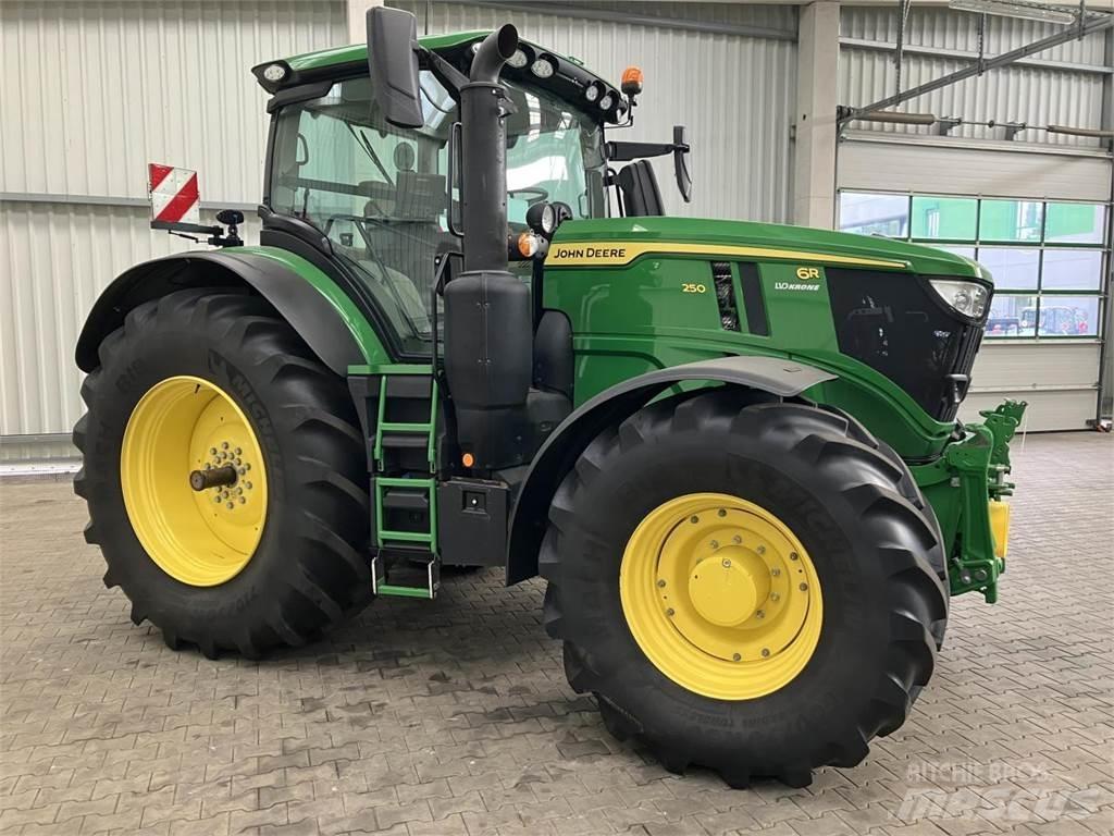 John Deere 6R 250 Traktorji