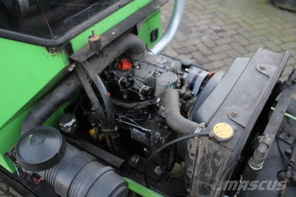 LM Trac 285 Vozila za prevoz delovne opreme