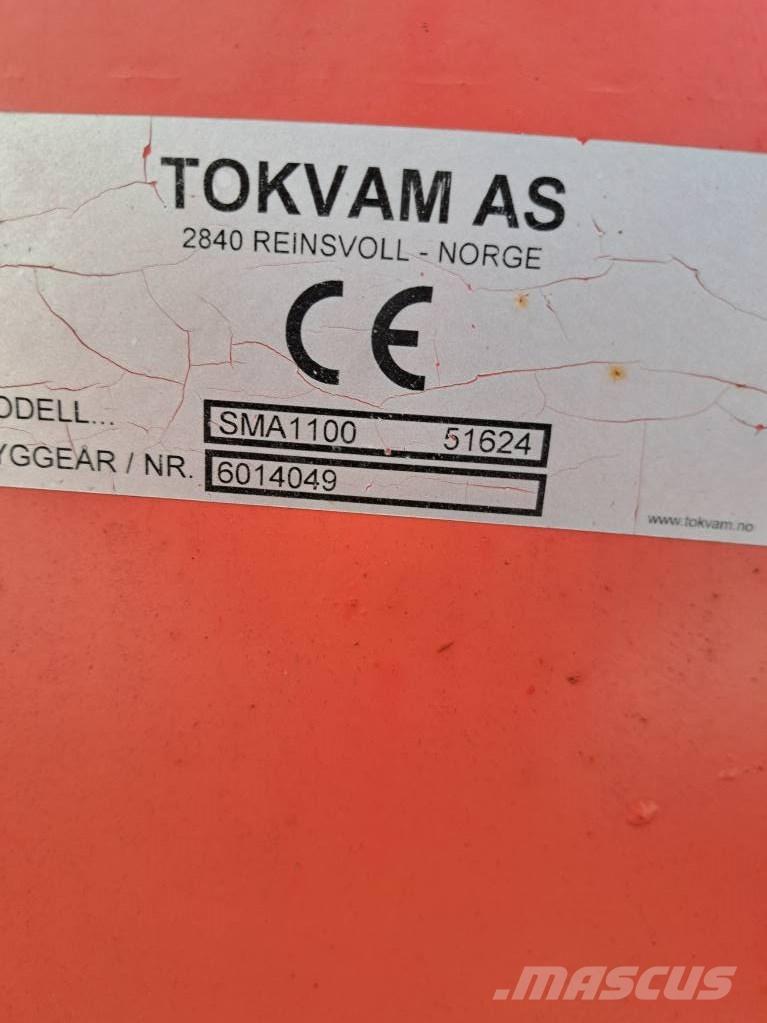 Tokvam SMA1100 Trosilci peska in soli