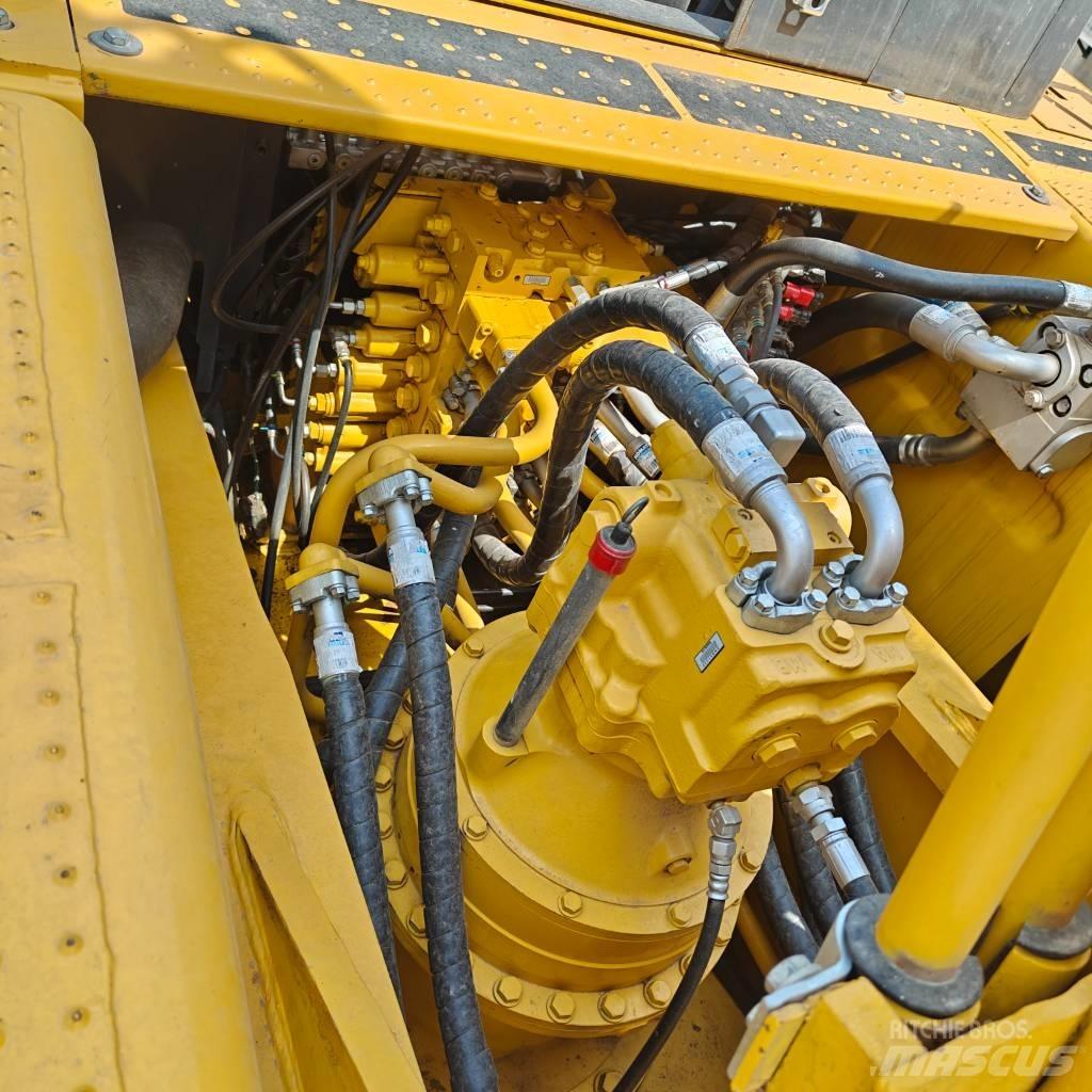 Komatsu 450LC-8 Bagri goseničarji