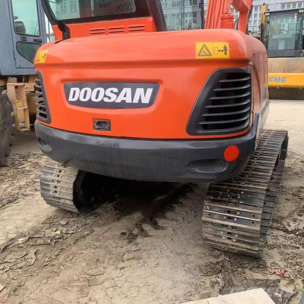 Doosan DX60 Midi bagri 7t – 12t