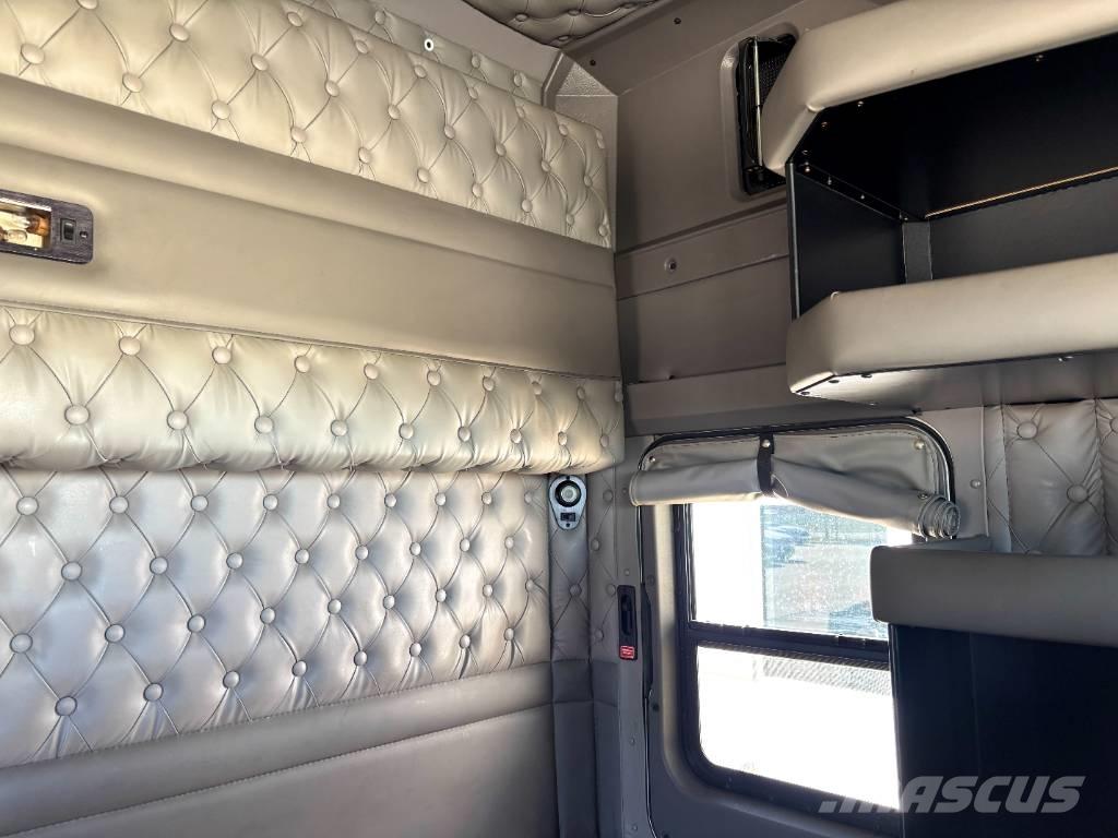 Kenworth W 900 Vlačilci