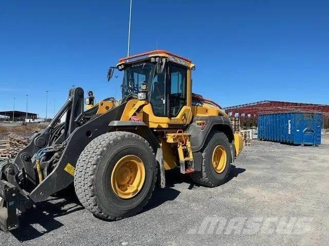 Volvo L 120 H Kolesni nakladalci