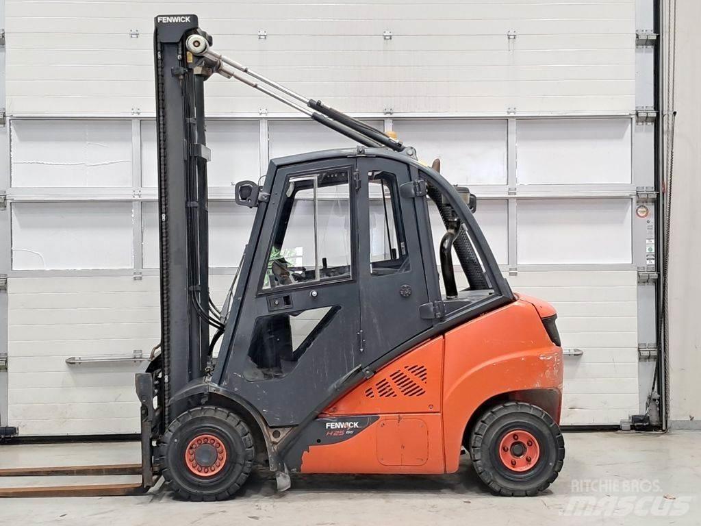 Linde H25D-02 Dizelski viličarji