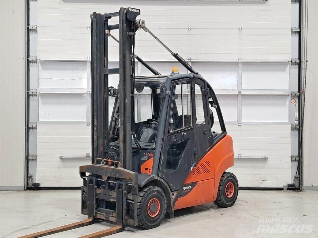Linde H25D-02 Dizelski viličarji