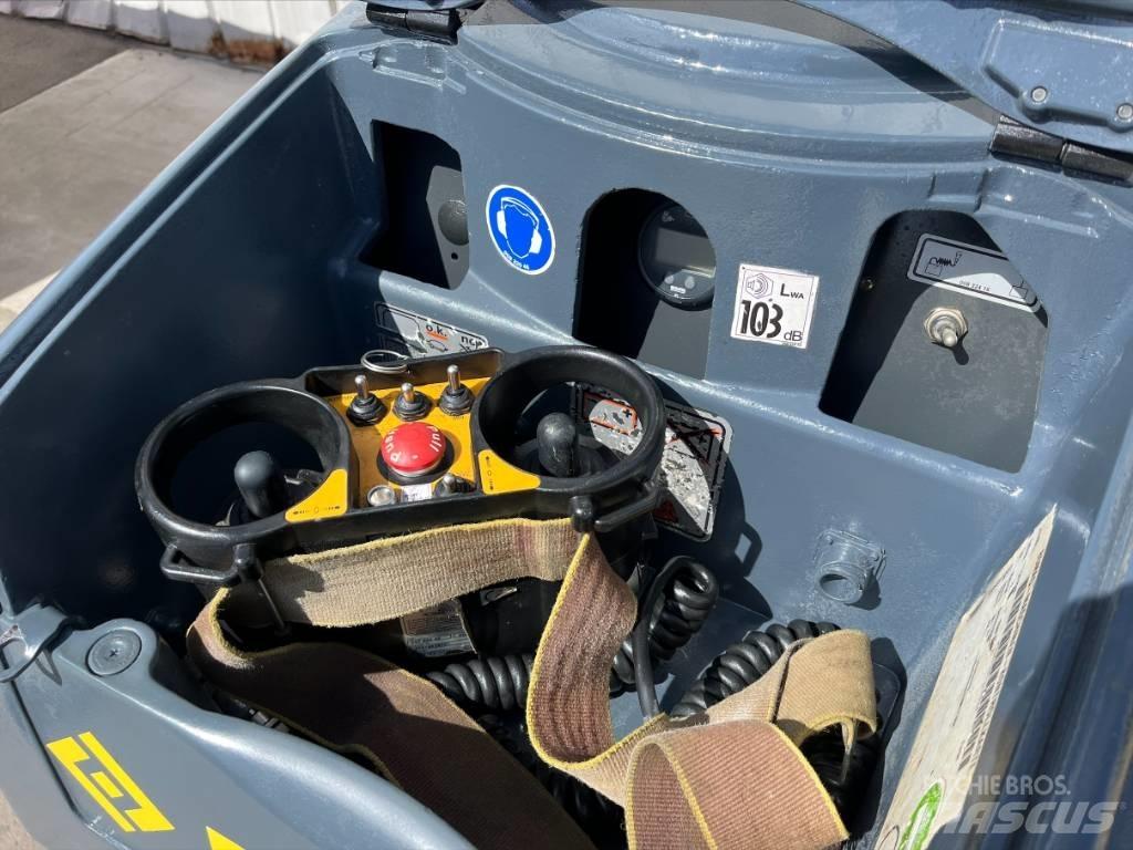 Bomag BMP 8500 Kompaktorji tal