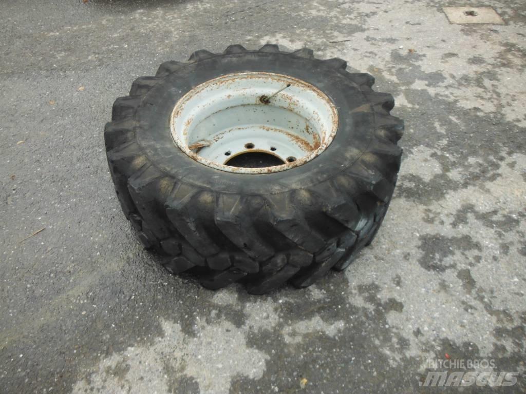 Michelin 15R22.5 Gume, kolesa in platišča