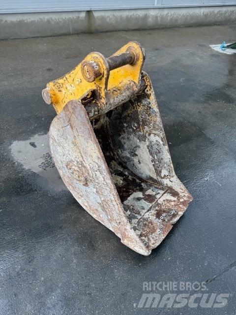 JCB 7-8 TON Nakladalne žlice