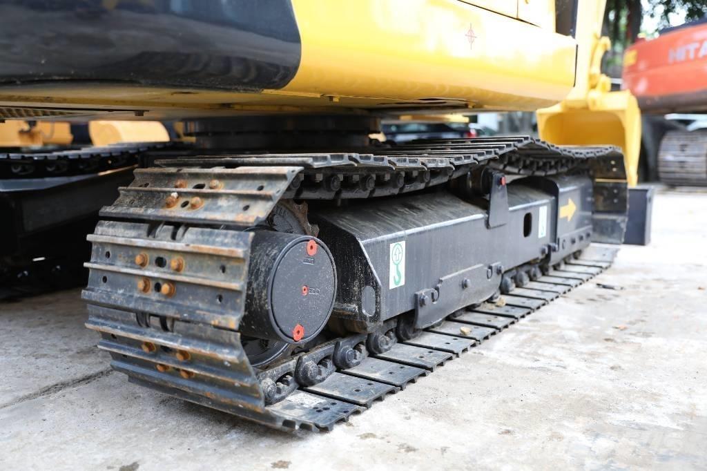 Komatsu PC 56-7 Bagri goseničarji