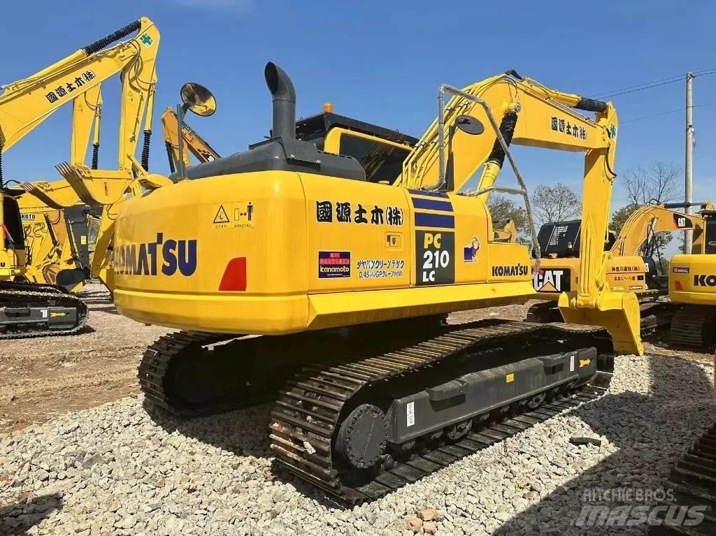 Komatsu PC 210-8 Bagri goseničarji