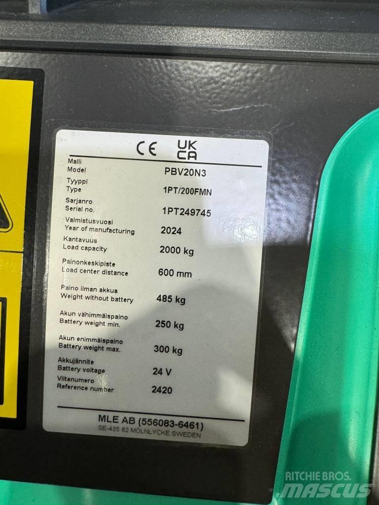 Mitsubishi PBV20N2 Električni nizko dvižni viličar s stojiščem