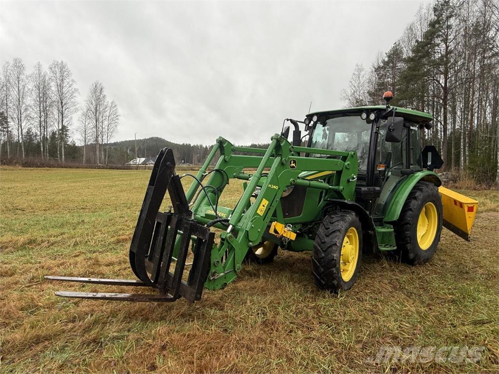 John Deere 5058E Manjši traktorji
