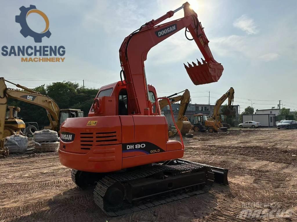 Doosan DH 80 Bagri goseničarji