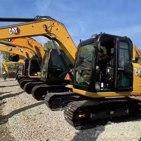 CAT 307 Bagri goseničarji