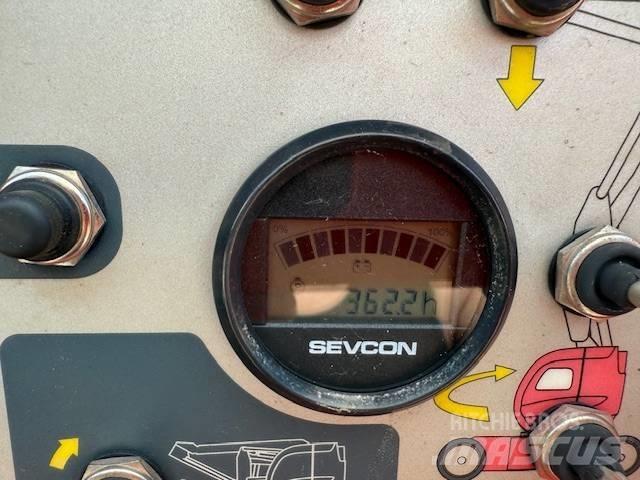 Manitou 170 AETJL Zglobne dvižne ploščadi