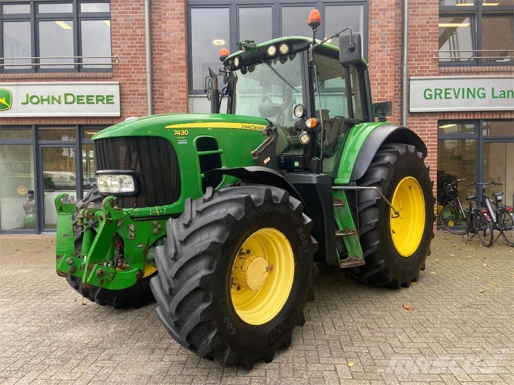 John Deere 7430 Traktorji