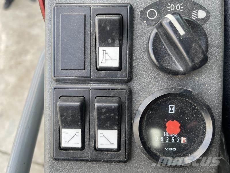 Volvo EW 140 B Bagri na kolesih