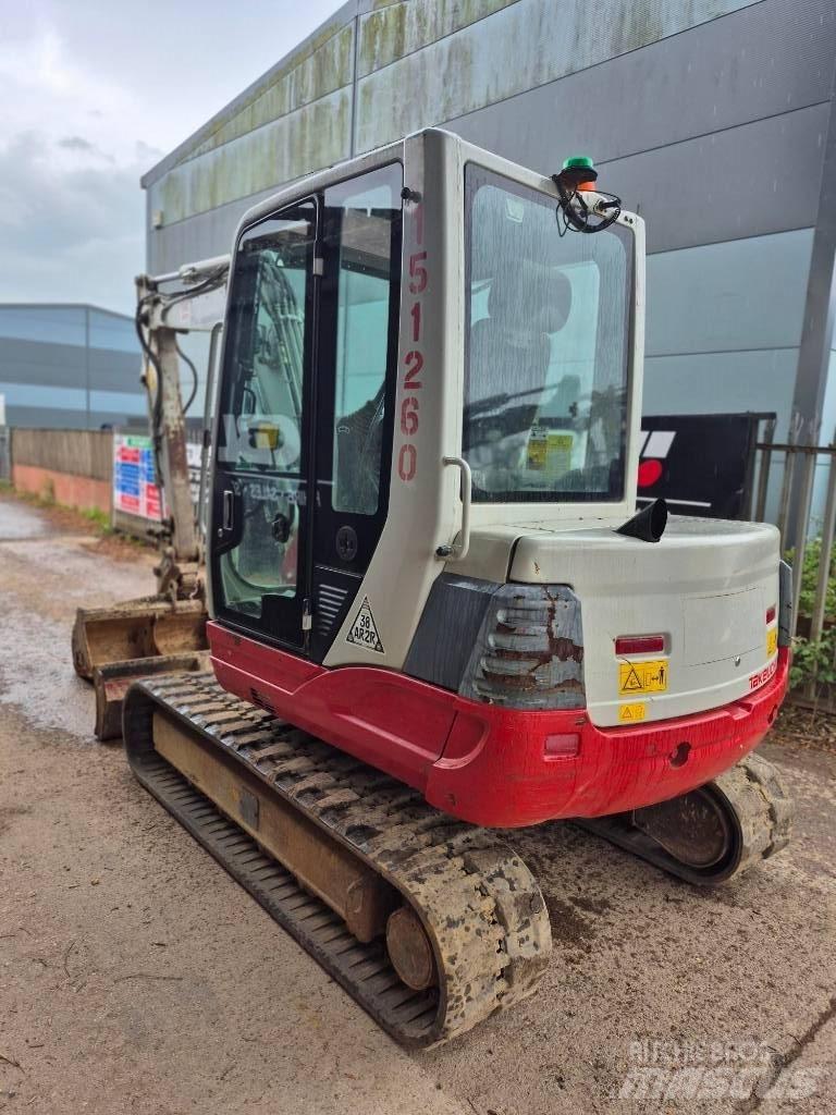 Takeuchi TB 250 Mini bagri <7t