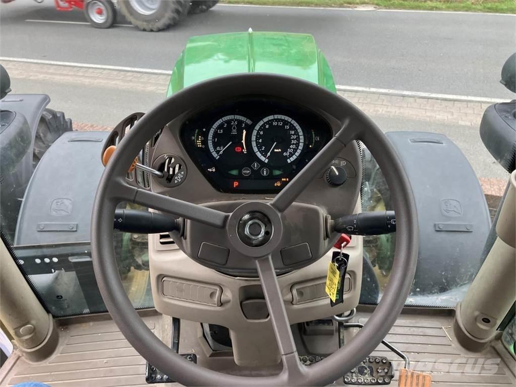 John Deere 6110R Traktorji
