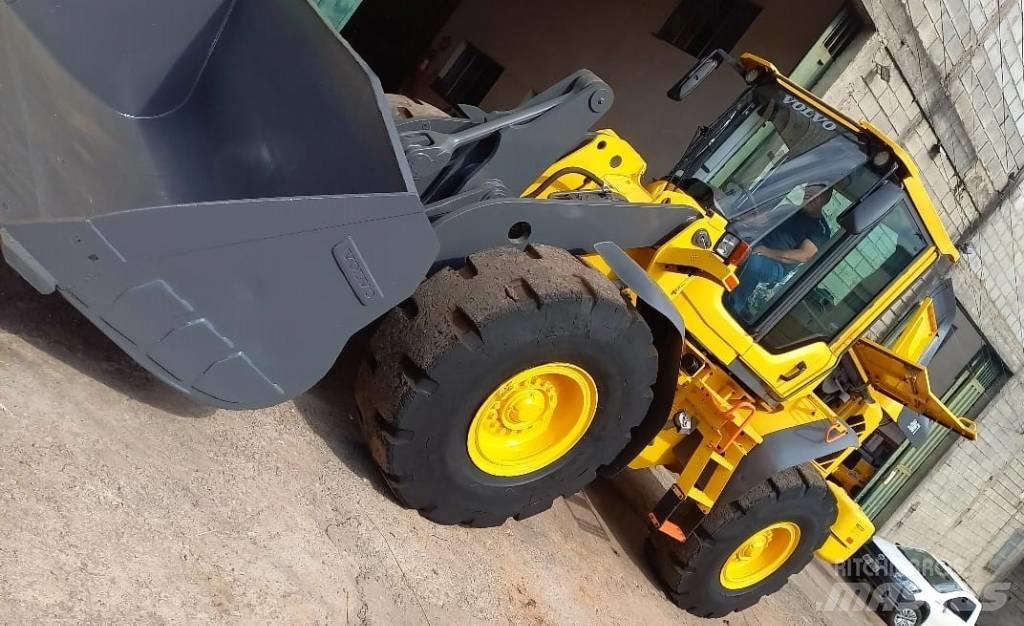 Volvo L 90 F Kolesni nakladalci