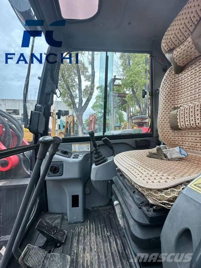 Kubota kx183 Bagri goseničarji